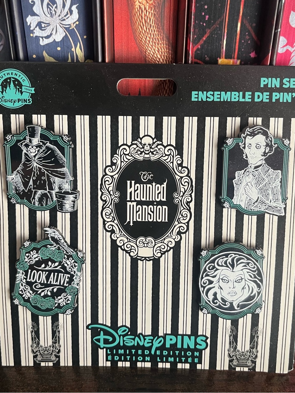 Disney Park Haunted Mansion Limited Release 4 Pin Set New